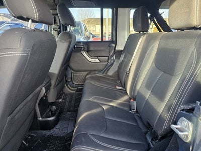 2017 Jeep Wrangler Unlimited Sahara 4x4