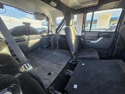 2017 Jeep Wrangler Unlimited Sahara 4x4