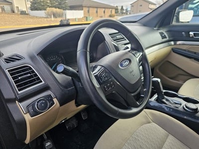 2017 Ford Explorer Base