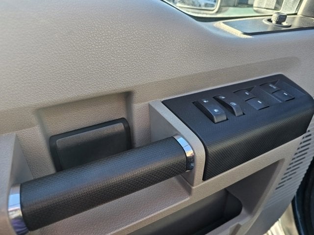 2008 Ford Super Duty F-350 SRW XL