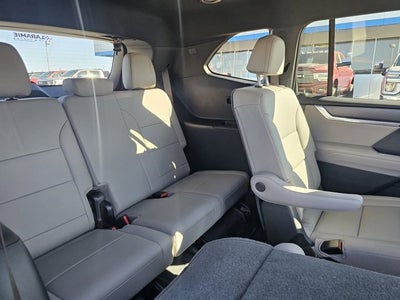 2024 GMC Acadia Elevation