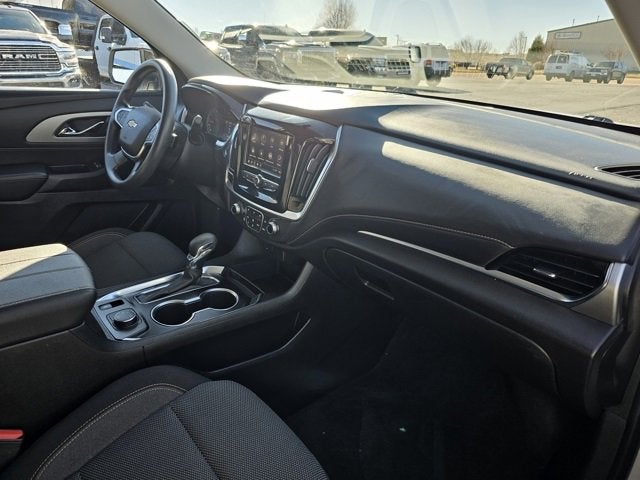 2021 Chevrolet Traverse LS