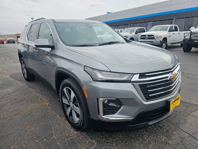 2023 Chevrolet Traverse LT Leather