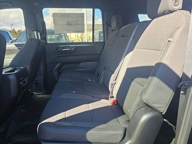 2025 Chevrolet Suburban LS