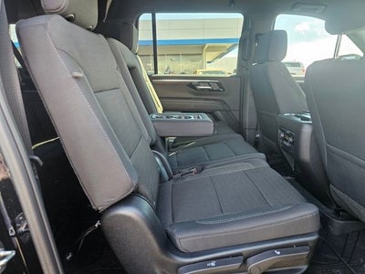 2025 Chevrolet Suburban LS