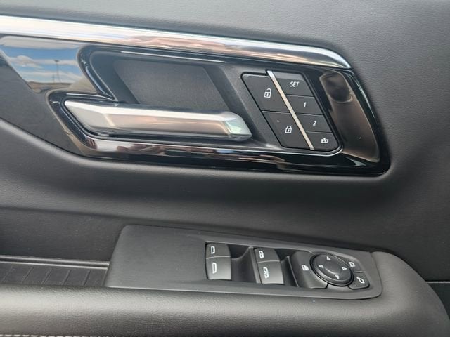 2025 Chevrolet Suburban Z71