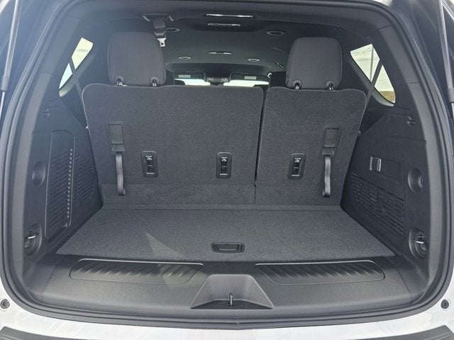 2025 Chevrolet Tahoe LS