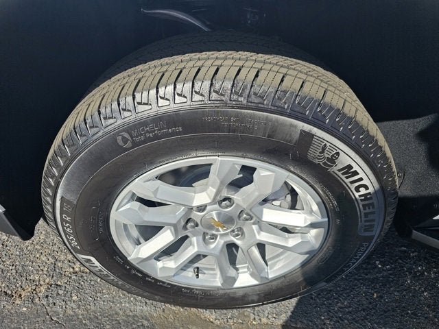 2025 Chevrolet Tahoe LS