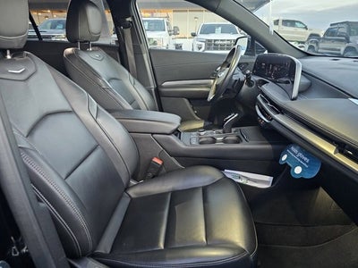 2024 Cadillac XT4 Premium Luxury