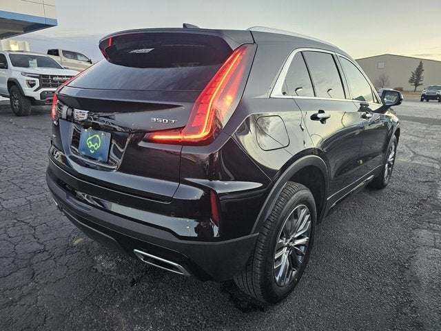 2024 Cadillac XT4 Premium Luxury