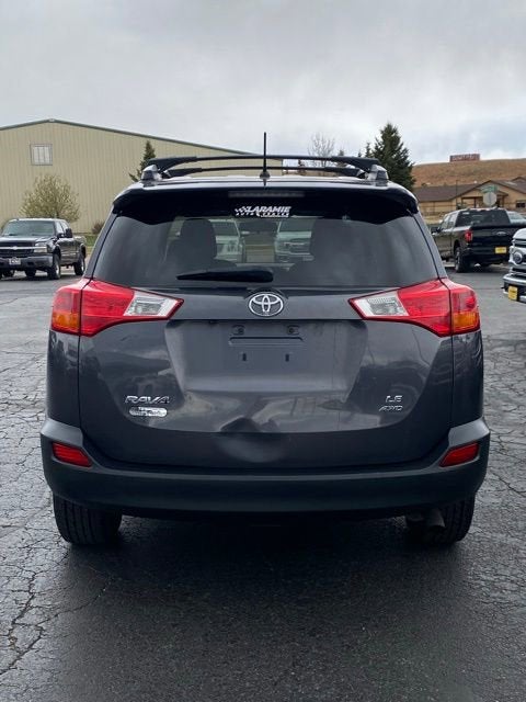 2015 Toyota RAV4 LE