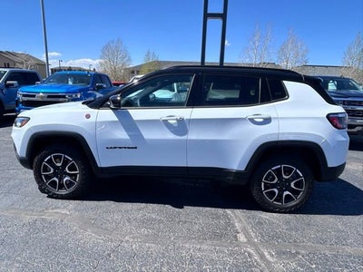 2025 Jeep Compass Trailhawk