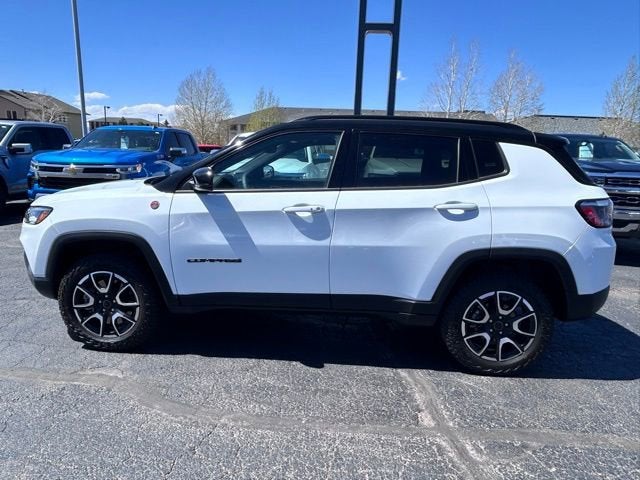 2025 Jeep Compass Trailhawk