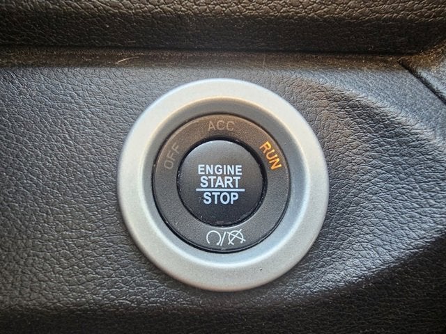 2018 RAM 2500 Laramie Crew Cab 4x4 6'4" Box