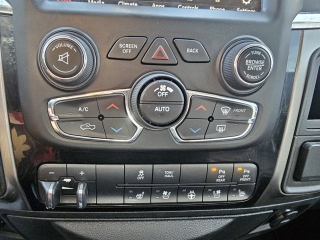 2018 RAM 2500 Laramie Crew Cab 4x4 6'4" Box