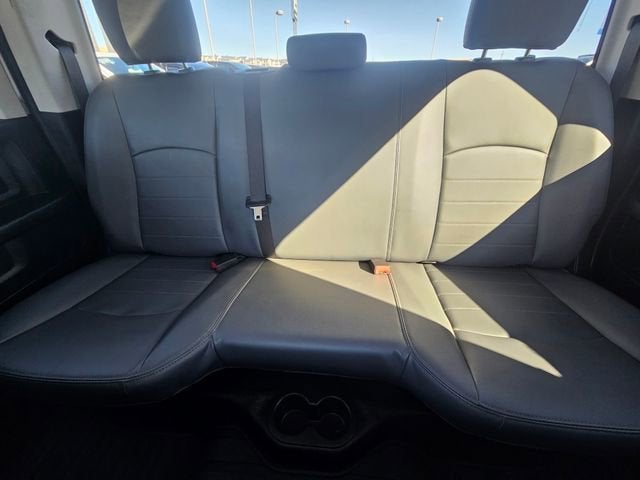 2018 RAM 2500 Tradesman Crew Cab 4x4 8' Box