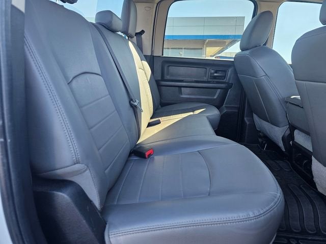 2018 RAM 2500 Tradesman Crew Cab 4x4 8' Box