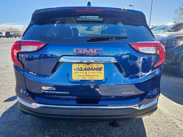 2022 GMC Terrain SLT