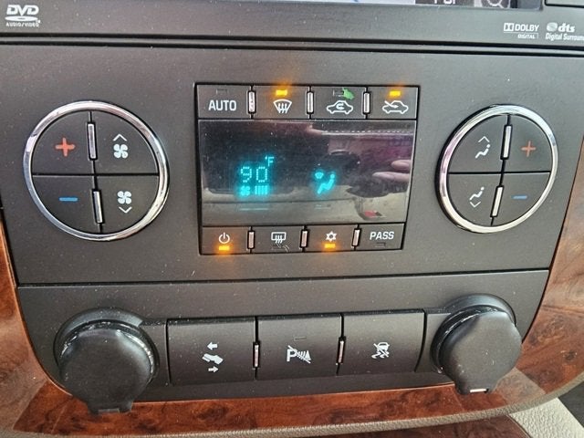 2011 Chevrolet Avalanche LTZ