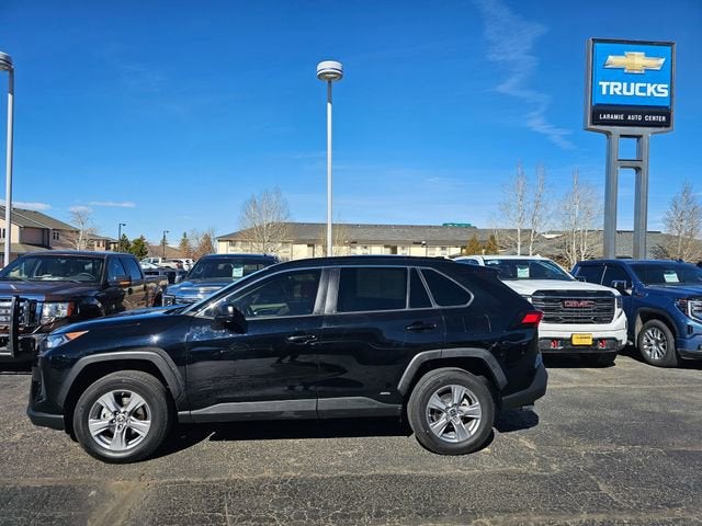 2022 Toyota RAV4 Hybrid LE