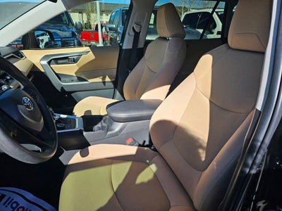 2022 Toyota RAV4 Hybrid LE