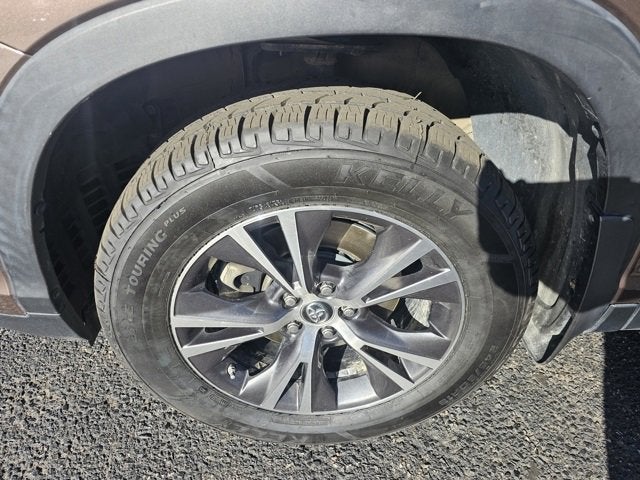 2019 Toyota Highlander LE Plus