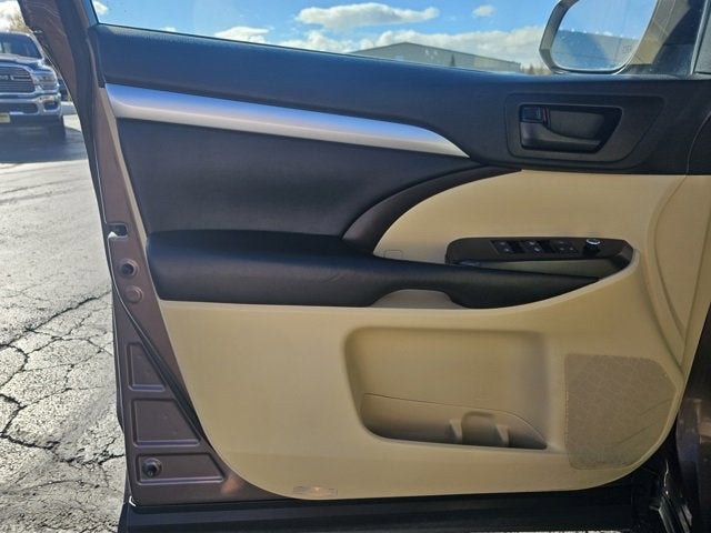 2019 Toyota Highlander LE Plus