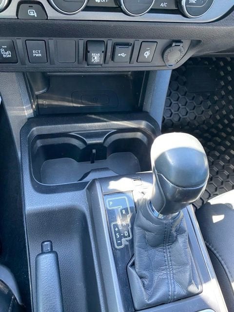 2021 Toyota Tacoma SR V6