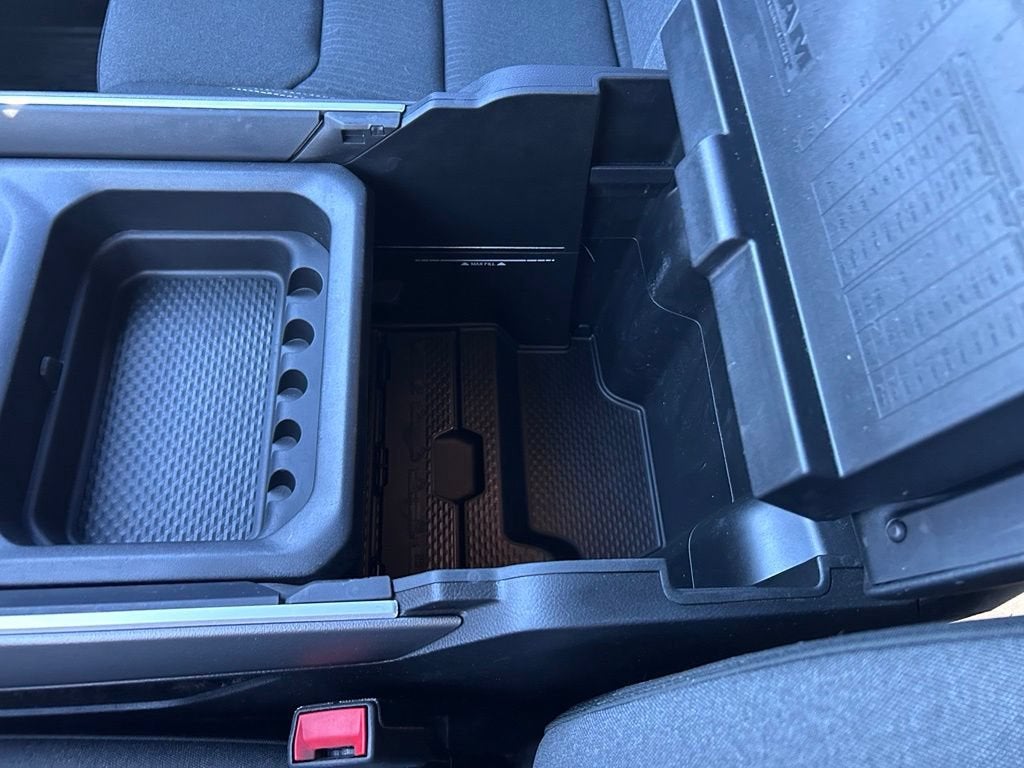 2021 RAM 1500 Big Horn Quad Cab 4x4 6'4" Box