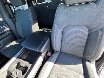 2021 RAM 1500 Big Horn Quad Cab 4x4 6'4" Box