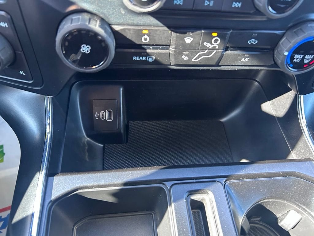 Photo 19