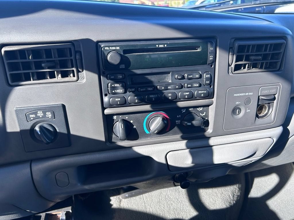 2003 Ford Super Duty F-250 XL