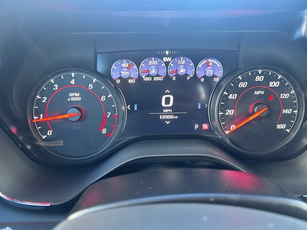 2024 Chevrolet Camaro 3LT - Photo 12
