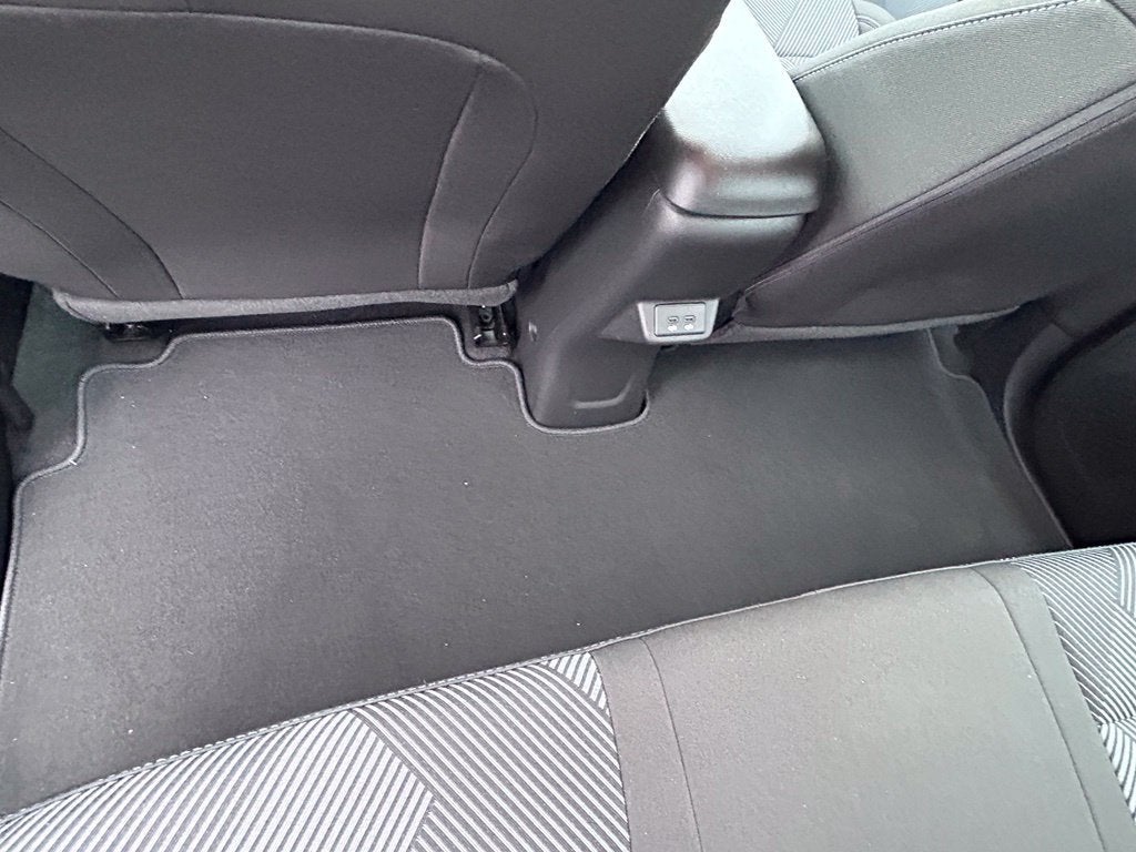 2027 Chevrolet Bolt LT - Photo 38