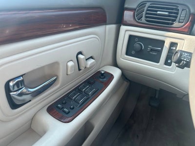 1999 Cadillac Deville Standard