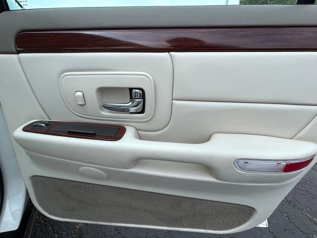 1999 Cadillac Deville Standard