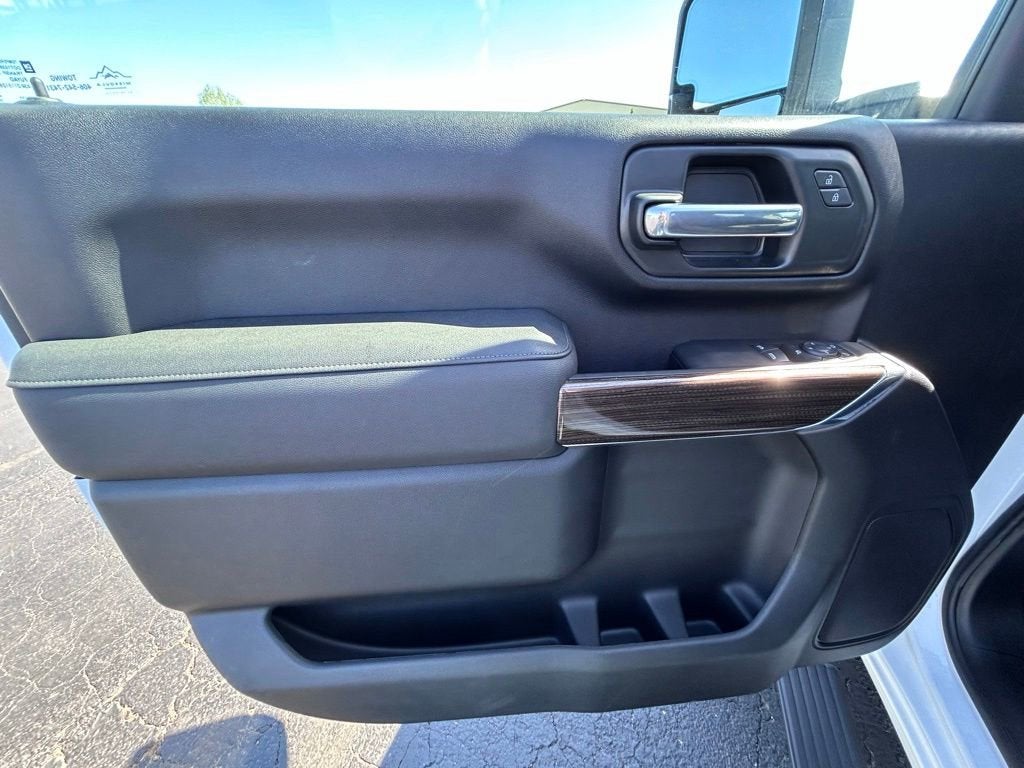 2025 Chevrolet Silverado 3500 HD LT