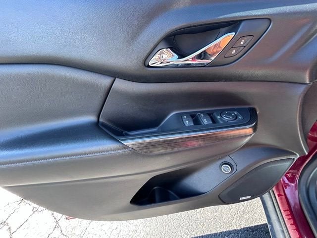 2017 GMC Acadia SLT