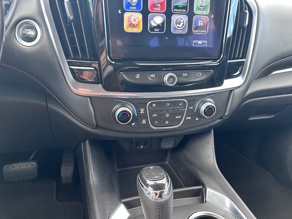 2018 Chevrolet Traverse LT Cloth