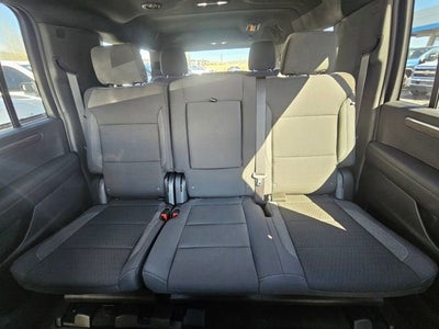 2025 Chevrolet Suburban LS