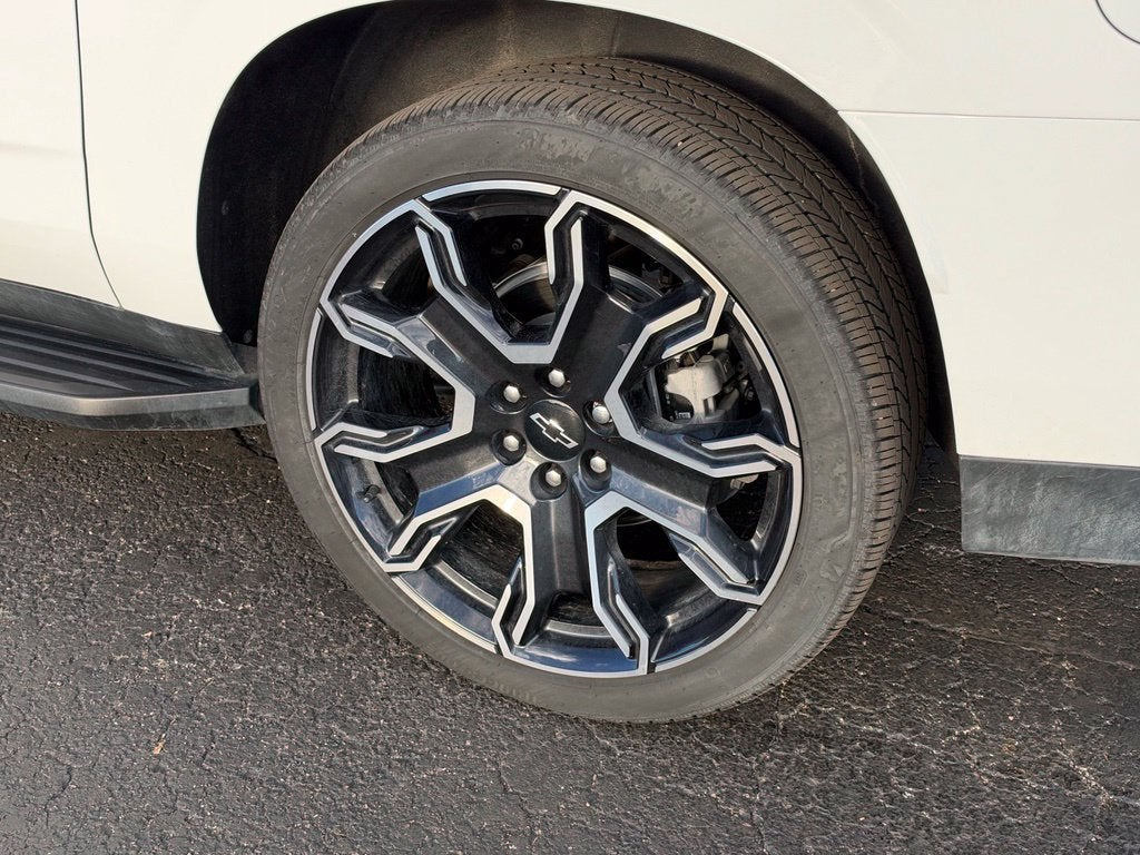 2026 Chevrolet Suburban RST - Photo 41