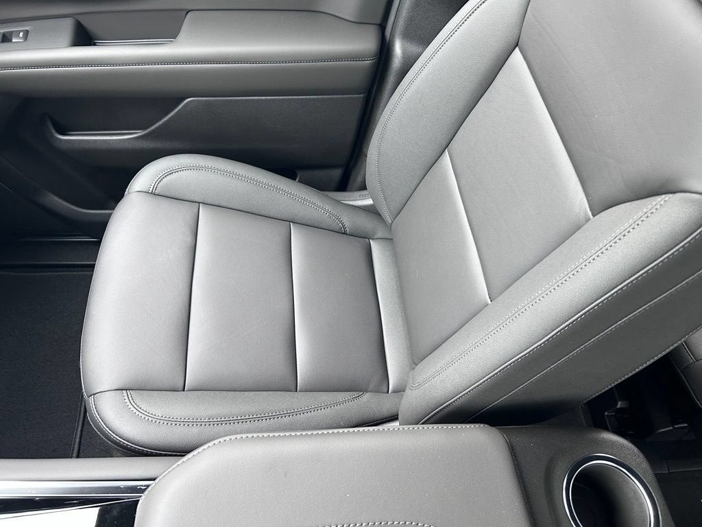 2026 Chevrolet Tahoe LT - Photo 29