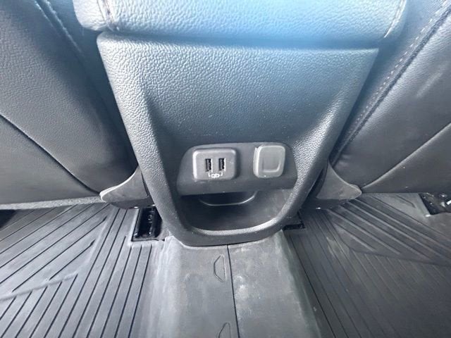 2022 GMC Canyon AT4 - Leather