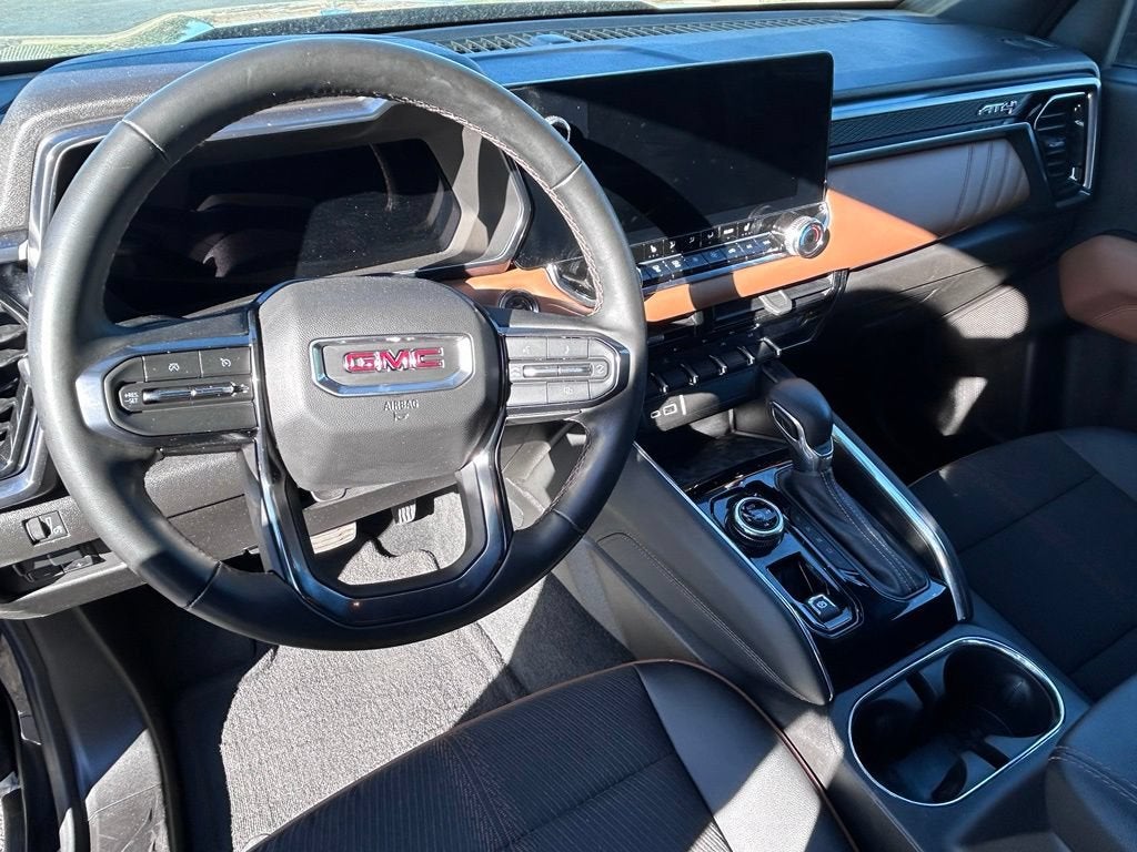 2025 GMC Canyon AT4