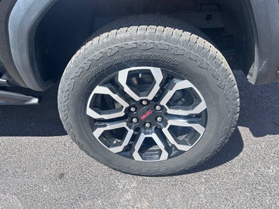 2025 GMC Canyon AT4