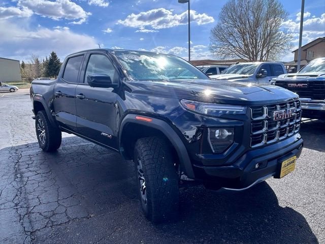 2024 GMC Canyon AT4