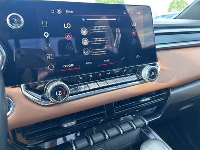 2023 GMC Canyon 4WD AT4