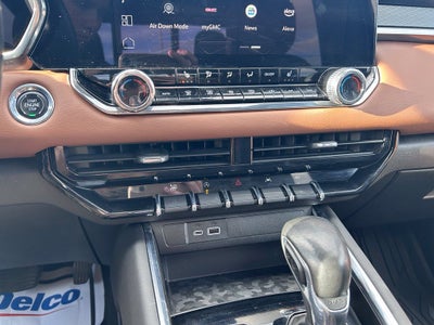 2023 GMC Canyon 4WD AT4