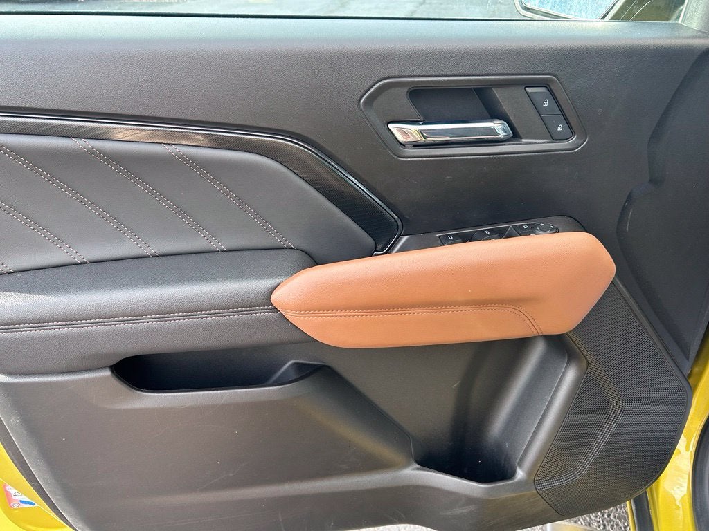 2023 GMC Canyon 4WD AT4