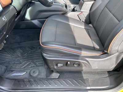 2023 GMC Canyon 4WD AT4